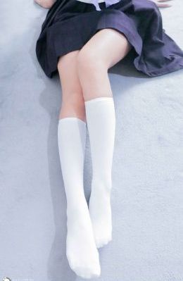 女子高中部的腰姿羽毛球策驰_免费在线观看播放