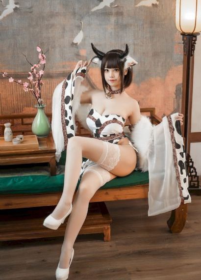 《年轻的老师》在线观看完整版_完整视频大全