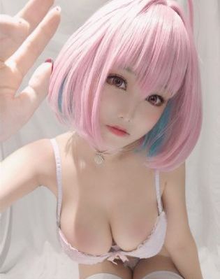 韩国善良的岳母_手机免费播放动漫