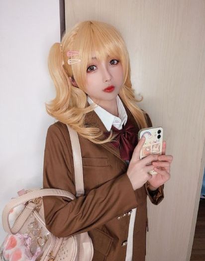 按摩房的女大学生在线观看_超清日韩免费观看